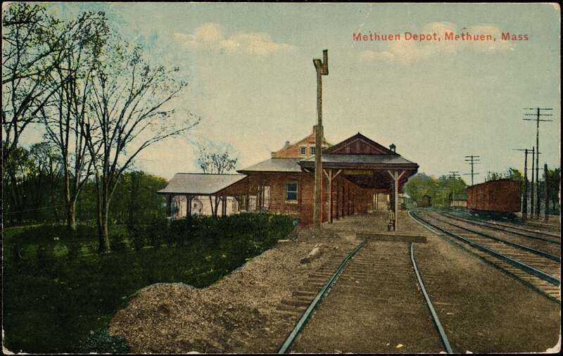 Divided back postcard of Methuen station