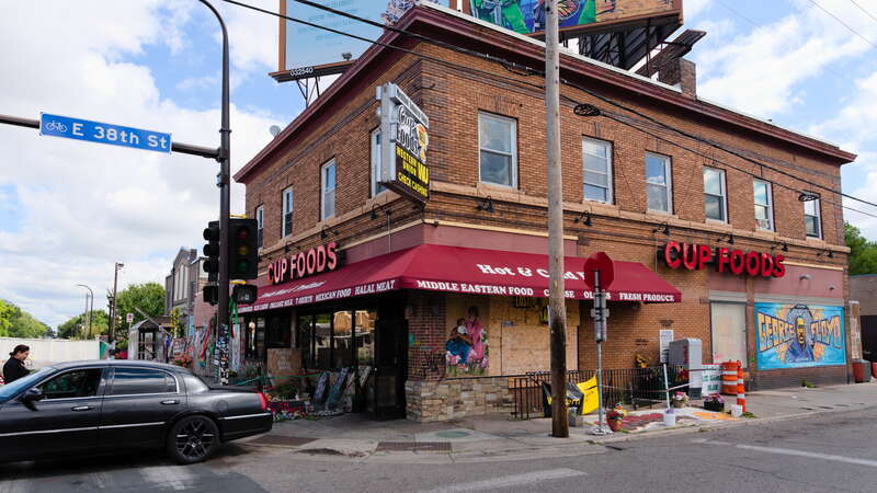 George Floyd Square in the neighborhood of Powderhorn Park in the Powderhorn community.
Minneapolis is split into 11 communities which are split into 86+ neighborhoods. My goal in 2022 is to take photos in all neighborhoods in Mpls in roughly