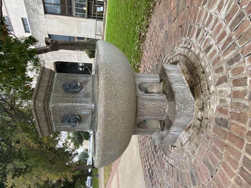 National Humane Alliance Fountain
Waco City Hall

Waco, Texas, USA