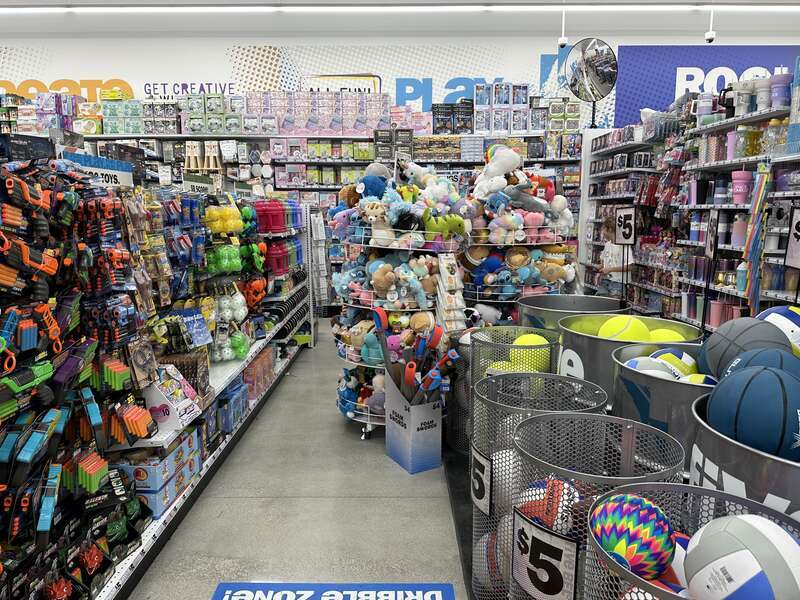 New Five Below Miami Florida 3 December 2023