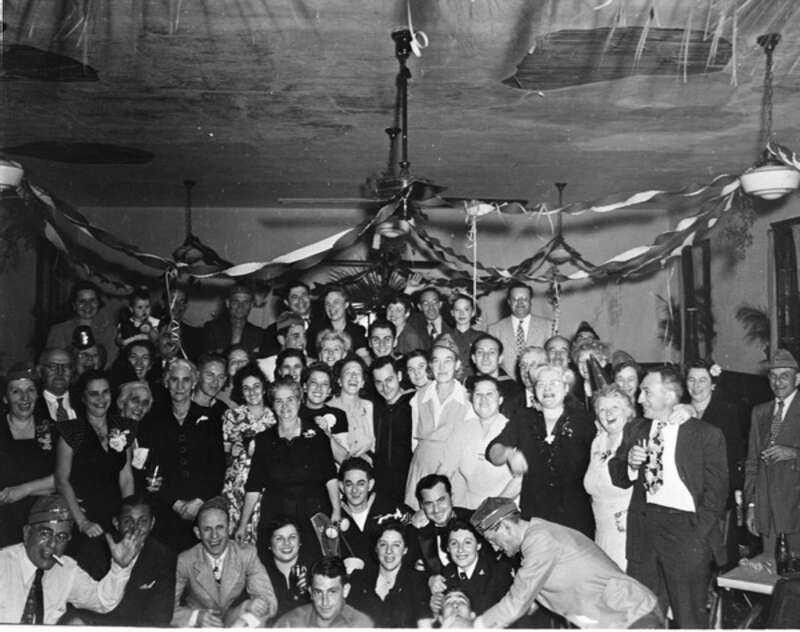Local call number: ms25845
Title: New Year's Eve Party at the Sanford Jewish Community Center: Sanford, Florida
Physical descrip: 1 photonegative: b&amp;amp;w; 4 x 5 in.
Date: December 31, 1944
Series Title: MOSAIC Collection
Repository: State Library
