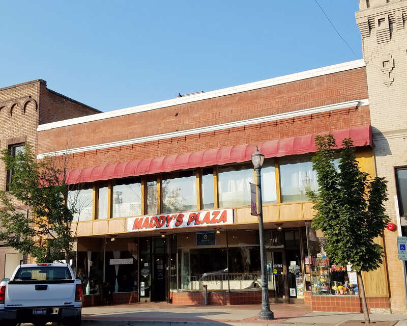 The Oakes Brothers building (1906) in Caldwell, Idaho, is part of the Caldwell Historic District. Oakes Bros. sold hardware and furniture.