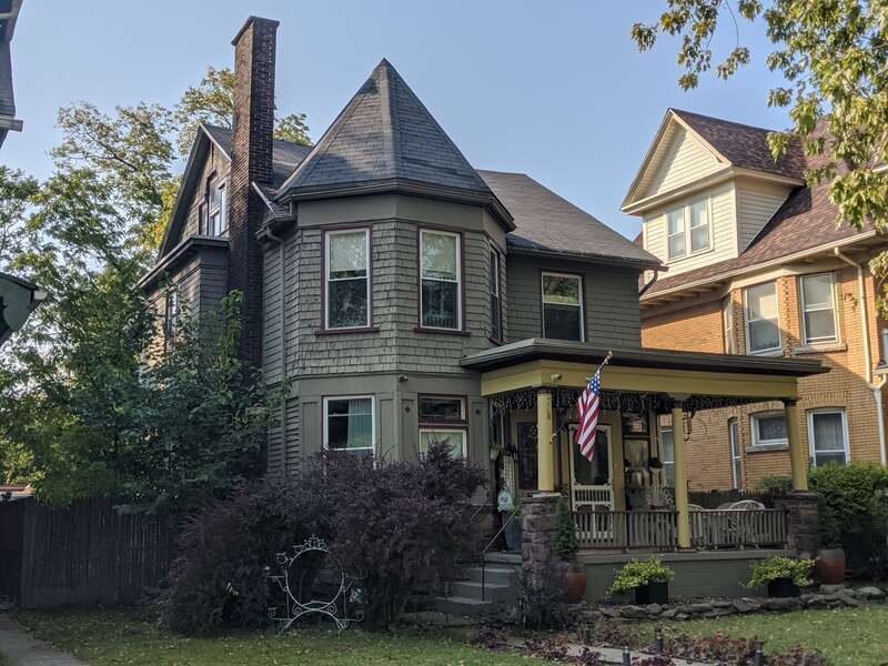 728 Park Place, part of Park Place Historic District (Niagara Falls, New York) in 2020