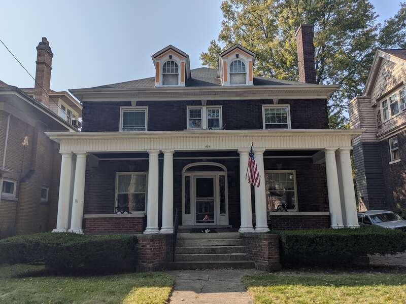 738 Park Place, part of Park Place Historic District (Niagara Falls, New York) in 2020