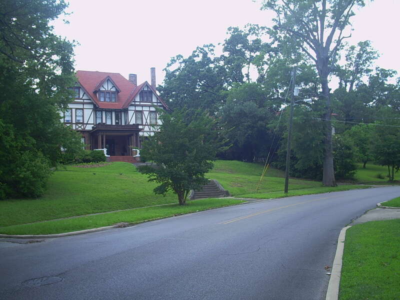 A house in Poplar Springs Road Historic District in Meridian, Mississippi.