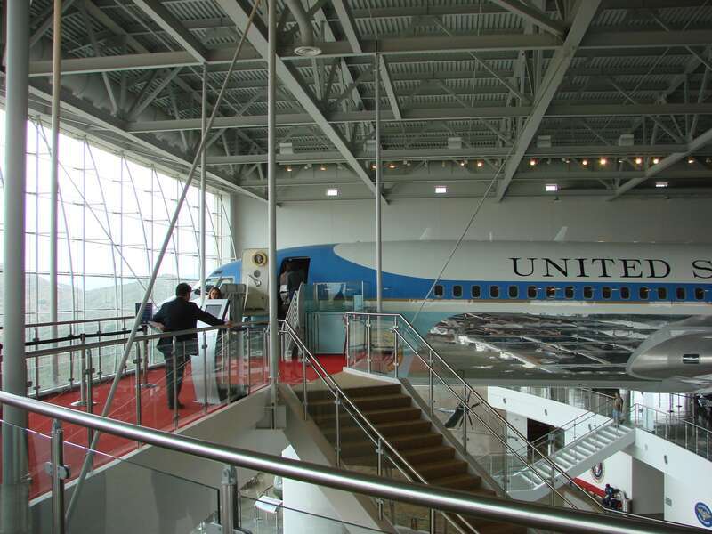 (1 in a 8-picture set)
The whole Air Force One that Reagan used is in the building along with his heliocopters and other modes of transportation.