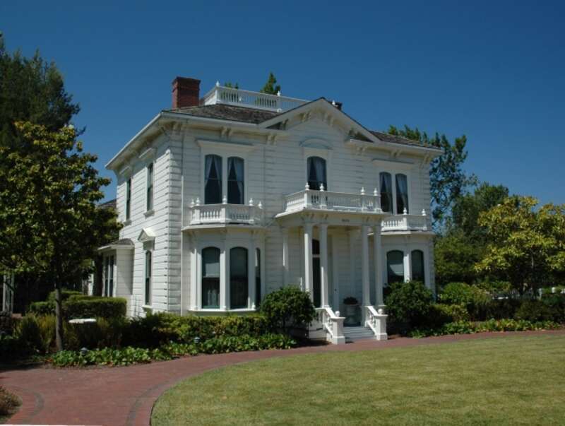 Picture of the Rengstorff House in Shoreline Park, Mountain View, California