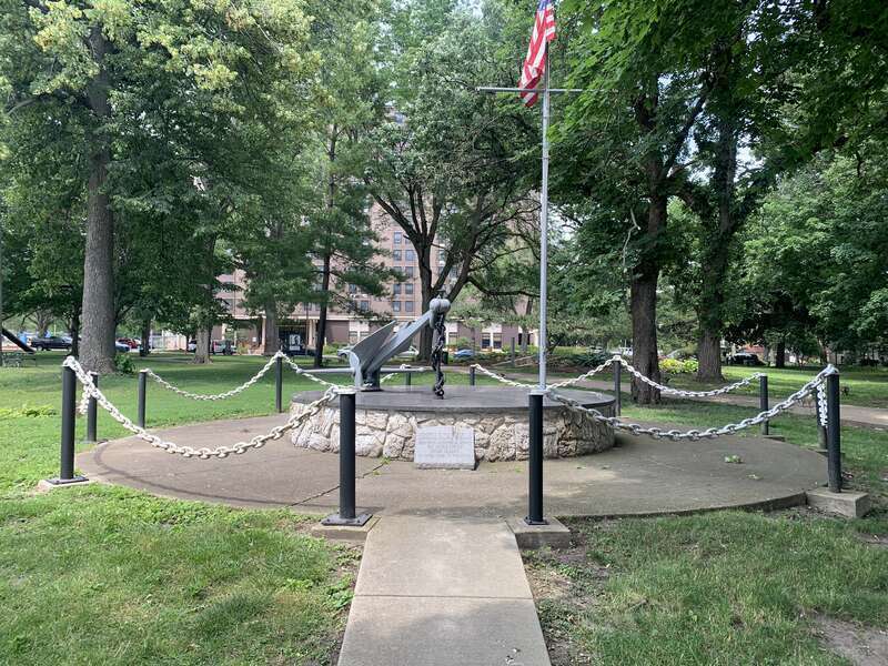 Rockford, Il, Beattie Park, Navy Memorial