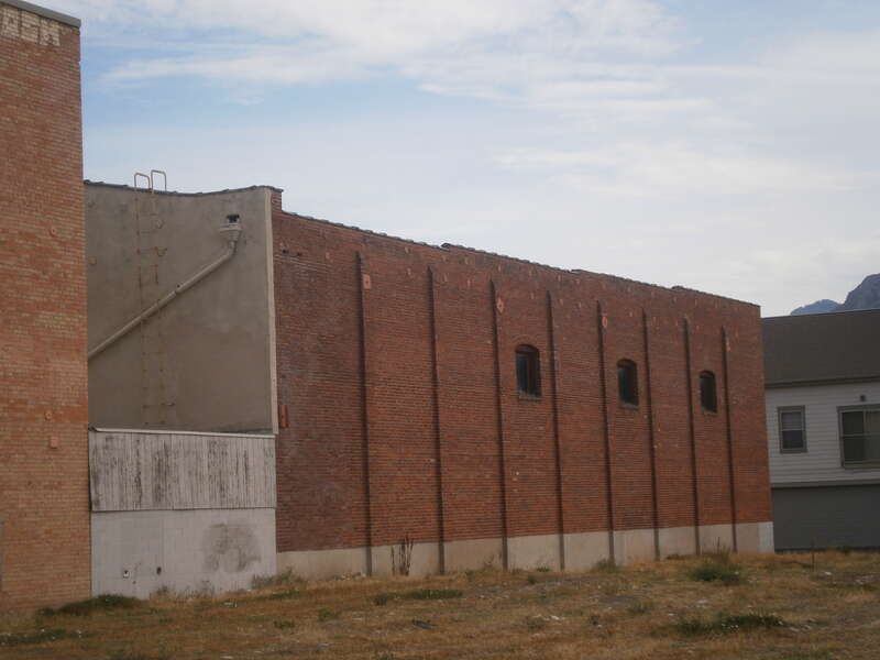 This building, located behind the former Royal Hotel, at 2522 Wall Avenue, Ogden, Utah, United States, is a contributing property in the Lower 25th Street Historic District. It was added in the district's second boundary extension, 15 September 1994.