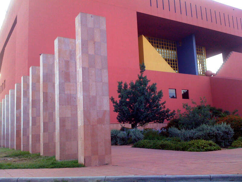 San Antonio Public Library