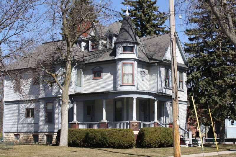 This   file was uploaded  with Commonist.