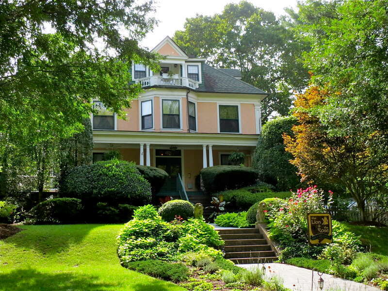 Montford Area Historic District