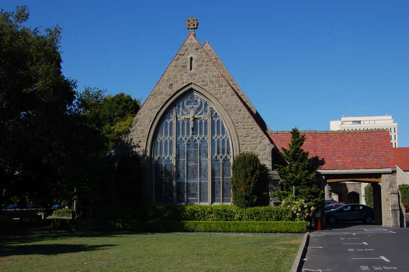 Episcopal Church of Saint Matthew. 1 S. El Camino Real, San Mateo, California, USA