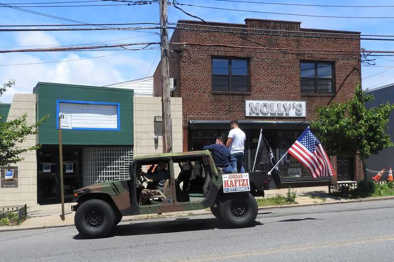 Looking north across Forest Avenue on a clearing midday