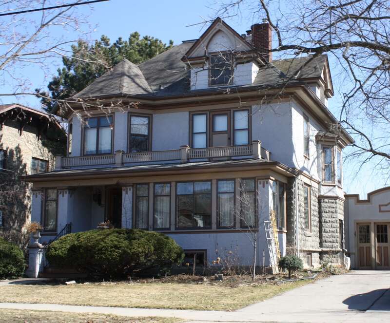 This   file was uploaded  with Commonist.