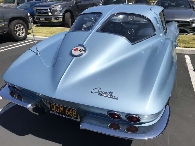 The Trump National Golf Course in Rancho Palos Verdes (CA) can always be counted on for a good car photo or two.
