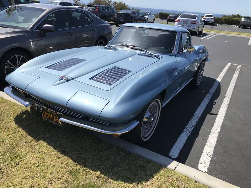 The Trump National Golf Course in Rancho Palos Verdes (CA) can always be counted on for a good car photo or two.