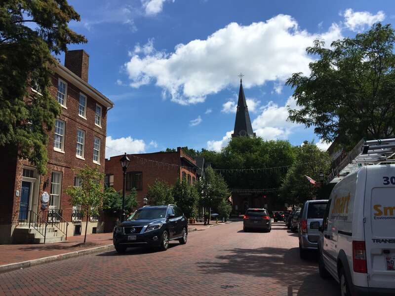 View east along Maryland State Route 450 (West Street) between Cathedral Street and Church Circle in Annapolis, Anne Arundel County, Maryland