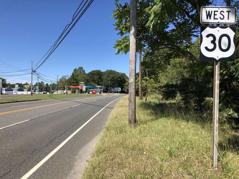 View west along U.S. Route 30 (White Horse Pike) just west of Atlantic County Route 602 (Veteran's Way) in Hammonton, Atlantic County, New Jersey