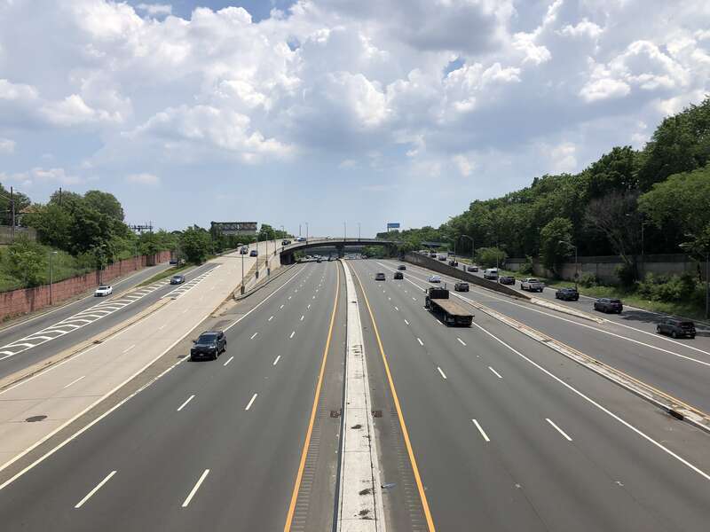 View east along Interstate 280 (Essex Freeway) from the overpass for Oraton Parkway in East Orange, Essex County, New Jersey
