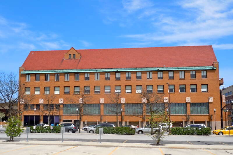 Old Second National Bank	on the NRHP since May 8, 1979. At 37 S. River St., Aurora, Kane County, Illinois. &quot;Prairie style&quot; bank, plain in form but with Sullivanesque decoration.
Expanded in 1980s (?) to the north with same size, essentially same