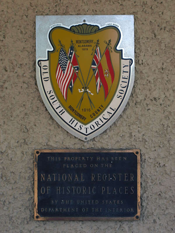 Plaques on 431 South Court Street, part of the Perry Street Historic District in Montgomery, Alabama