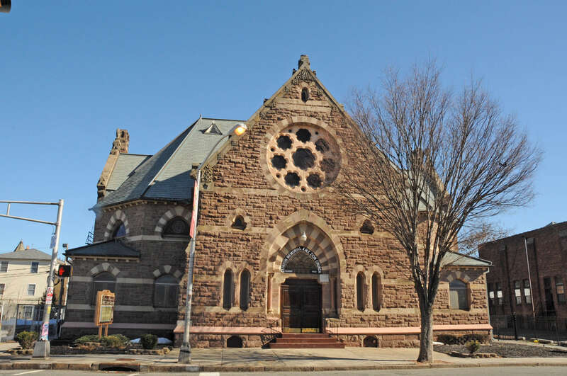 BUILT IN 1874 AND ENLARGED IN 1884;  HIGH VICTORIAN GOTHIC.  CLINTON MEMORIAL AFRICAN METHODIST CHURCH BOUGHT THE CHURCH IN 1930 AND HAS MAINTAINED ITS INTEGRITY.  CLINTON MEMORIAL ORGANIZED IN 1822 IS THE OLDEST BLACK CONGREGATION IN NEWARK