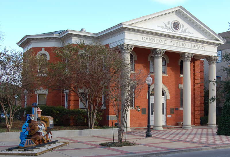 Carnegie Public Library, Bryan, Texas
