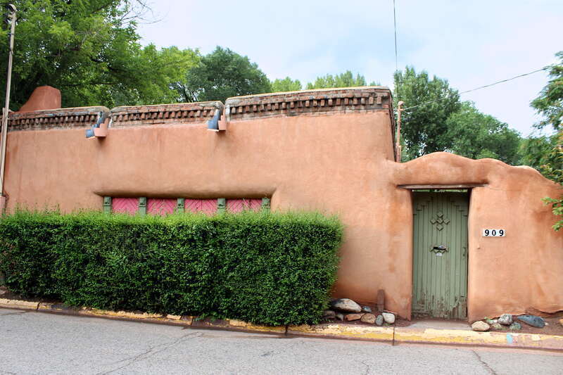 Canyon Road, Santa Fe, New Mexico, USA