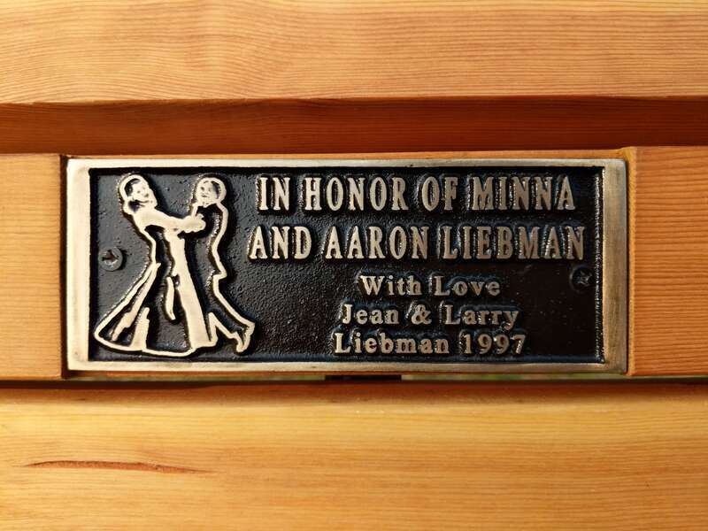 IN HONOR OF MINNA
AND AARON LIEBMAN
With Love
Jean &amp;amp; Larry
Liebman 1997