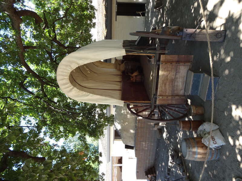 Covered wagon on the grounds of Sutter's Fort, Sacramento, California
