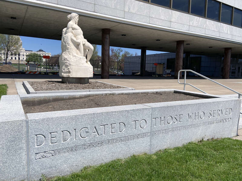 Earthbound Monument: Made Captive but Deserving Freedom More
Minnesota State Capitol Mall
Saint Paul, Minnesota, United States

Sculptor: John Karl Daniels