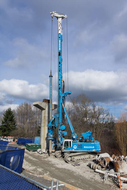 Looking at the area just south of the former South Bellevue Park &amp;amp; Ride where column construction is taking place