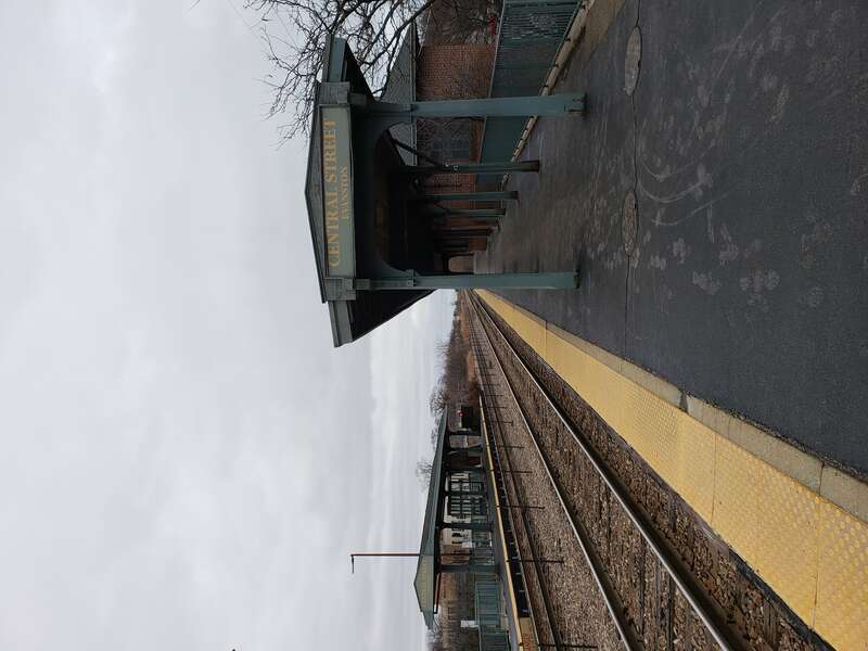Evanston Central Street station