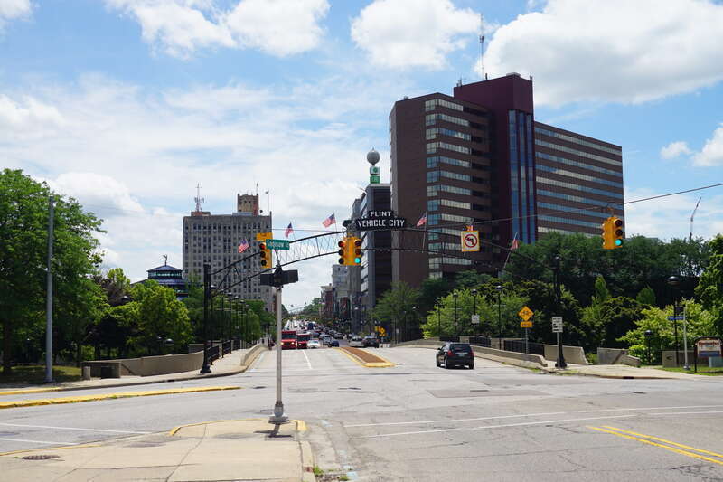Saginaw Street in Flint, Michigan (United States).