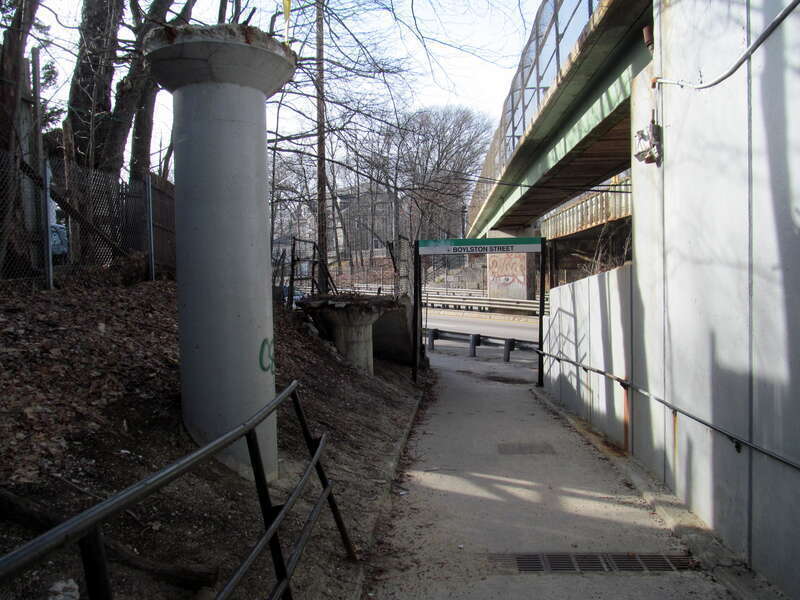 Remains of the former staircase to the pedestrian bridge to Eliot station in March 2016. The stairs were constructed with the bridge in 1977, but later replaced by a ramp.