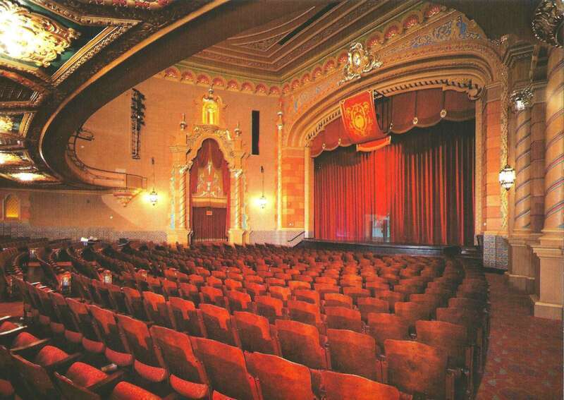 While flipping through old postcards at the antique mall I came across this one of Muskegon's Frauenthal Theatre. This one isn't old at all, in fact it must be from some time after 1998 when the restoration was completed.