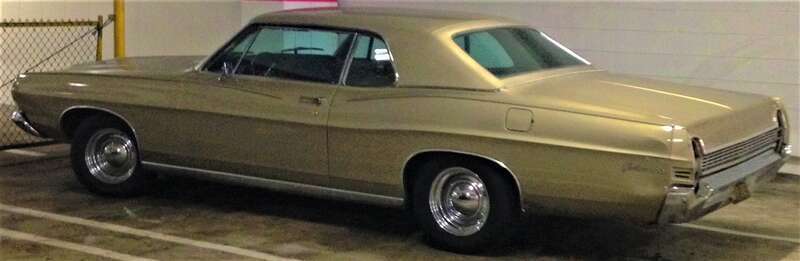 Ford Galaxie 500