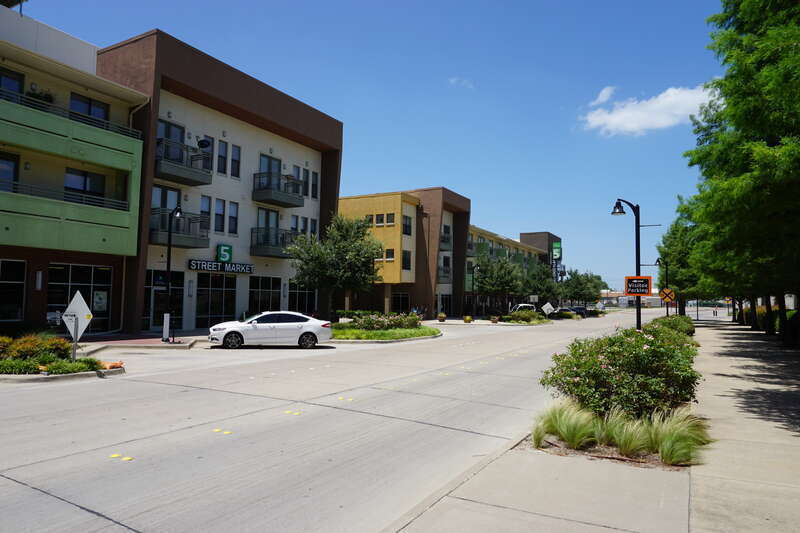 Fifth Street in Garland, Texas (United States).