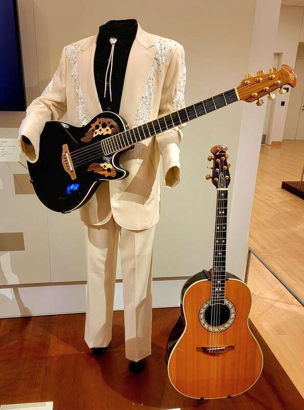 Glen Campbell costum and Guitars at the Musical Instrument Museum (museum in Phoenix, Arizona). Photo by Jim Heaphy.