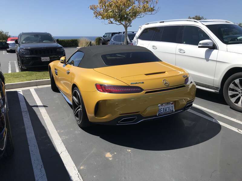 The Trump National Golf Course in Rancho Palos Verdes (CA) can always be counted on for a good car photo or two.