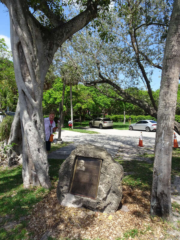 Gordon John Gilbert memorial, 1801 North Ocean Boulevard, Boca Raton FL, 33432 United States
"Gordon John Gilbert January 27, 1931 Gordon Gilbert and his young family first came to Boca Raton from his native Ohio in 1965. As a high school science