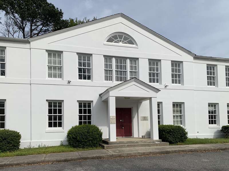Holy Trinity Episcopal Church, 95 Folly Road, Charleston, South Carolina