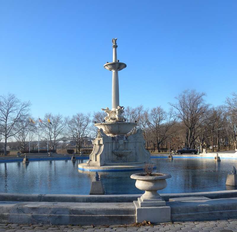Looking north at fountain on a sunny afternoon.