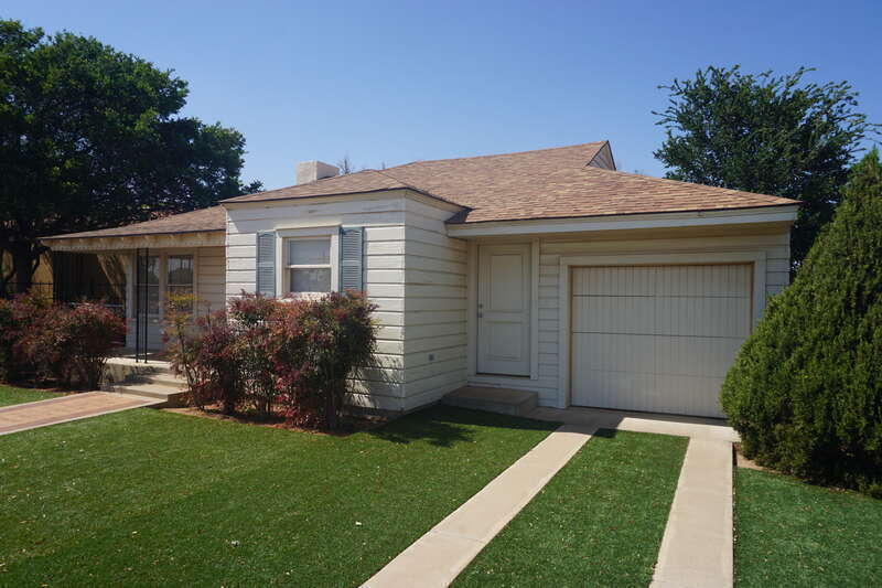 The J. I. Allison House at the Buddy Holly Center in Lubbock, Texas (United States).