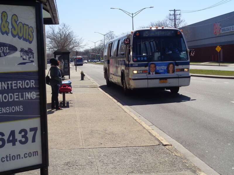 A terminated Q5 bus at Green Acres Mall in Valley Stream, Nassau County, returning to Queens.