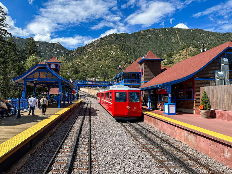 Manitou and Pikes Peak Cog Rail @ Manitou Springs Station