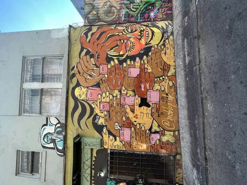 Mob Girl's MobbPink mural 2021, Clarion Alley, San Francisco