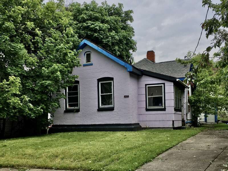 The Near-Lewis House, 1029 West Avenue, Buffalo, New York, June 2020. Built c. 1865, the house is a vernacular-style brick &quot;workers' cottage&quot; whose Italianate design influences come out especially on the fenestration; witness the two large