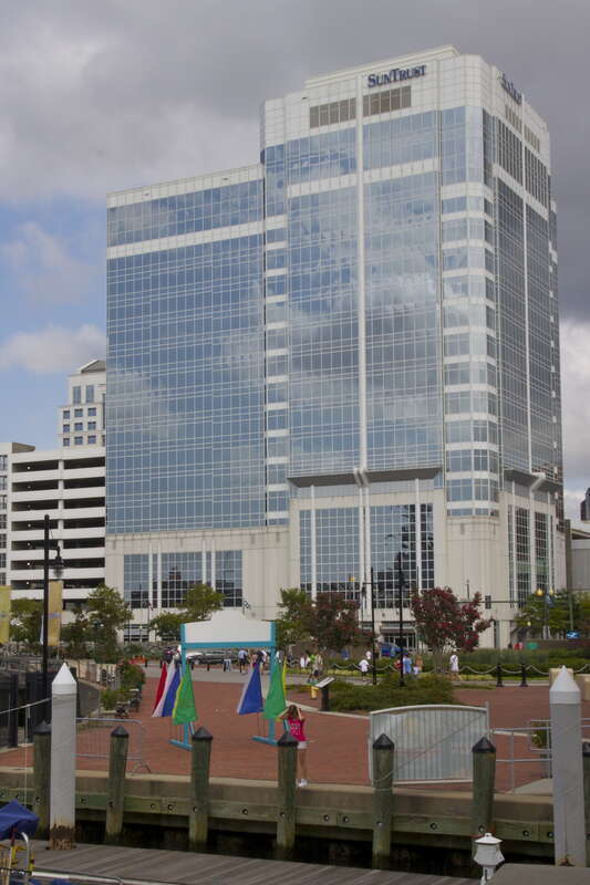 Norfolk, Waterside st.